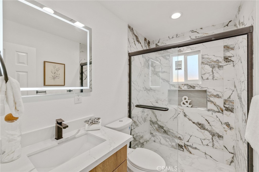 1052 E Galatea Street