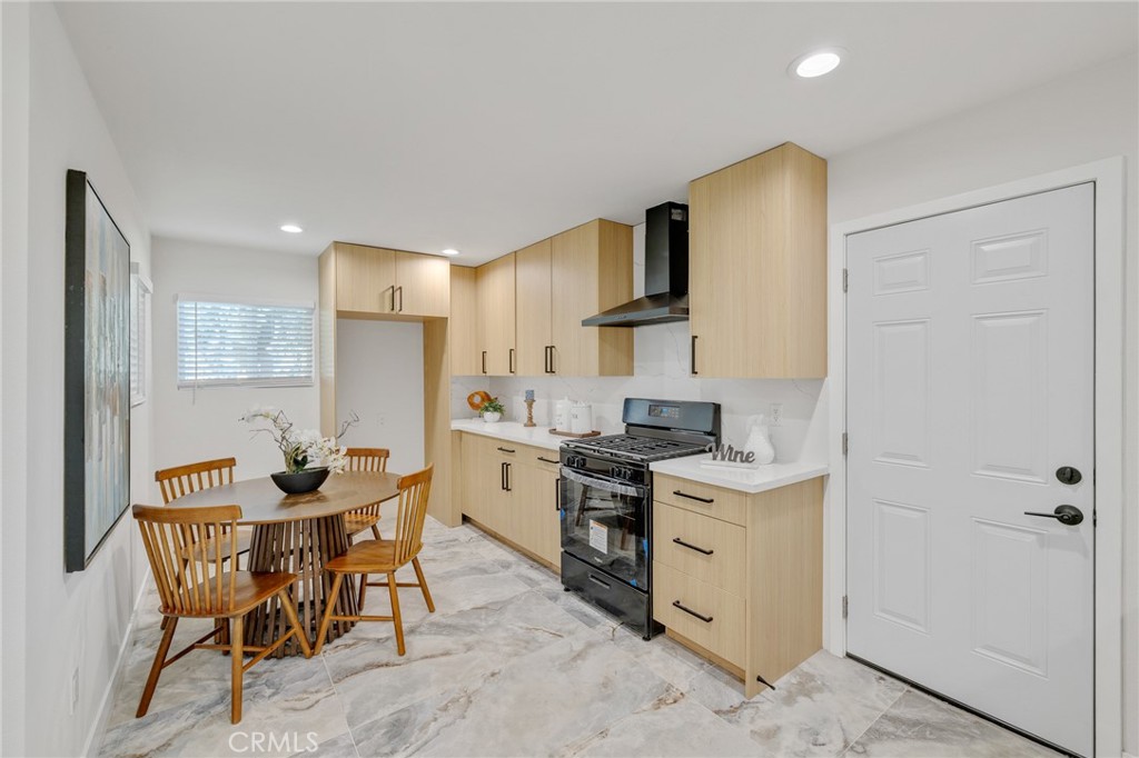 1052 E Galatea Street