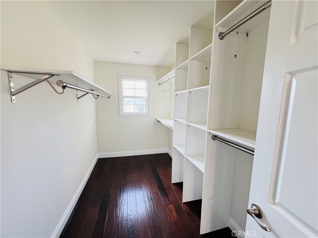 303 Joyce St