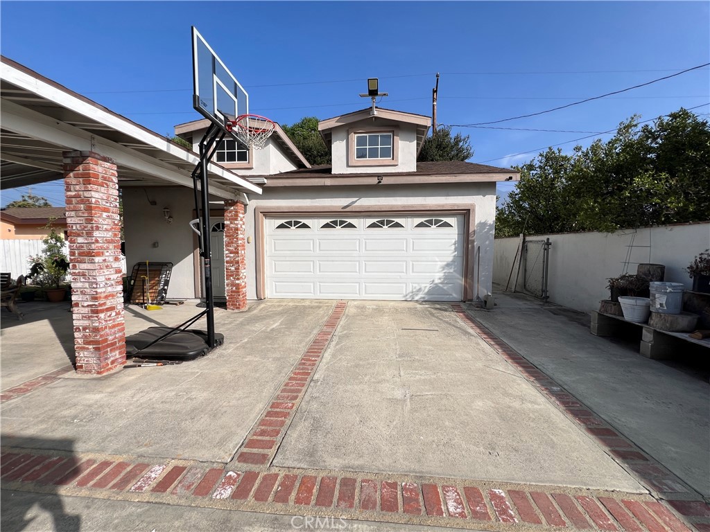 303 Joyce St