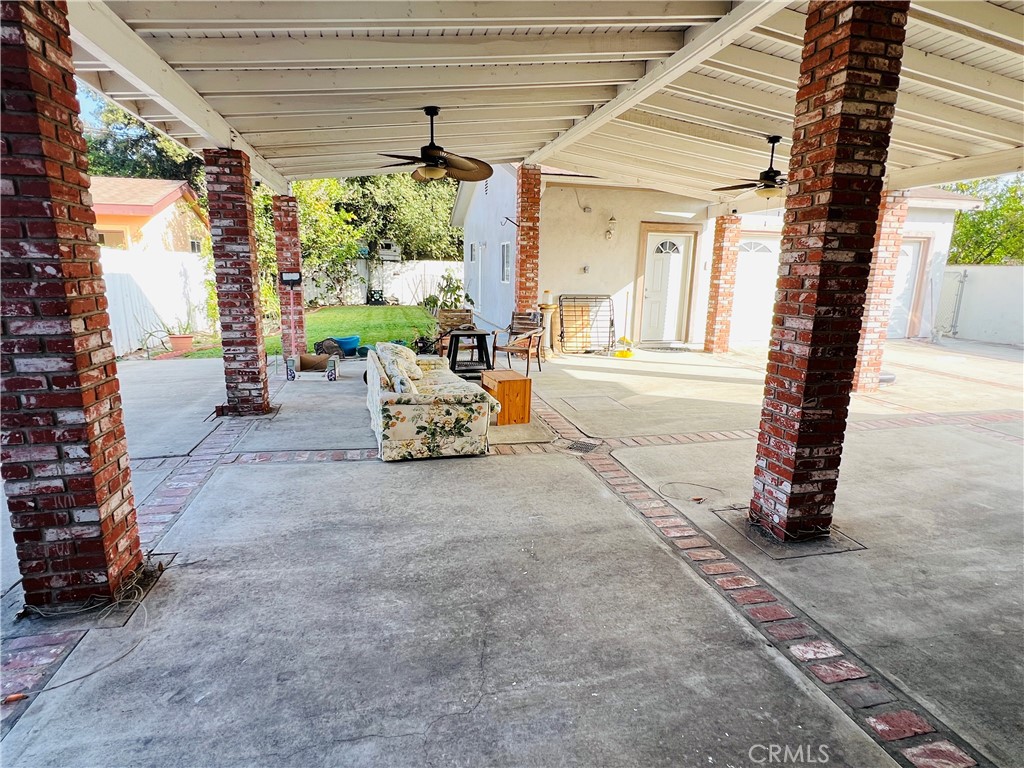 303 Joyce St