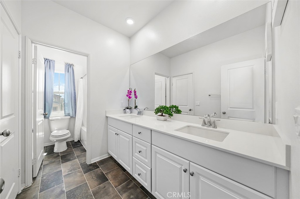 12964 Claremore Street