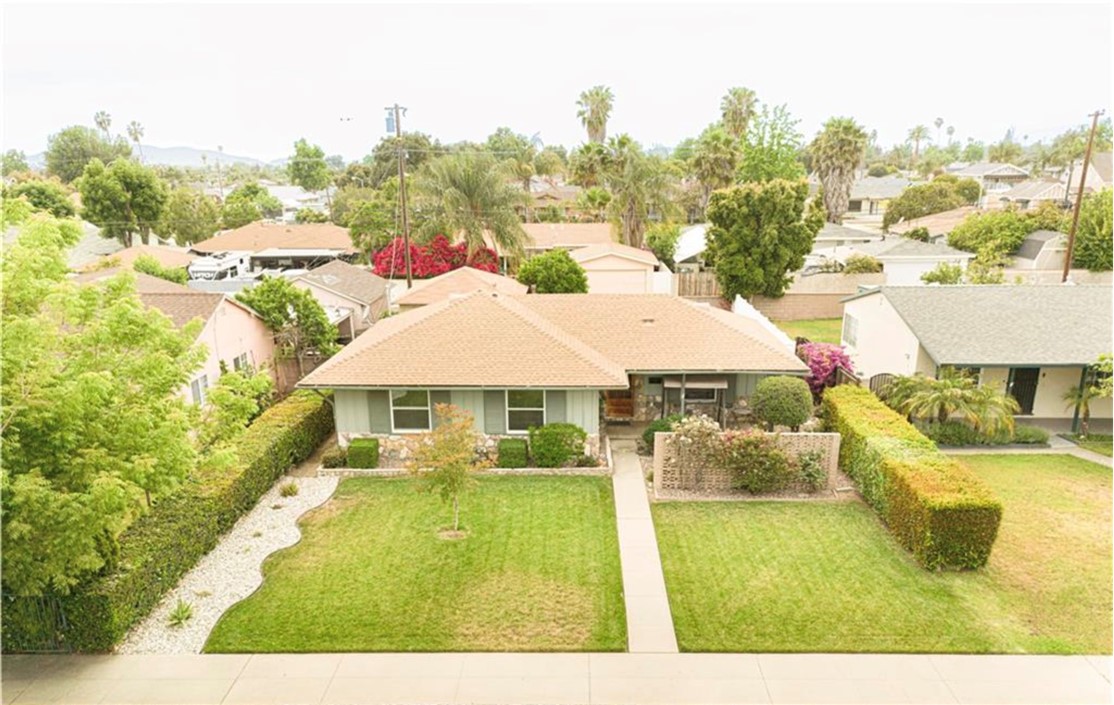 1445 Bonnie Brae