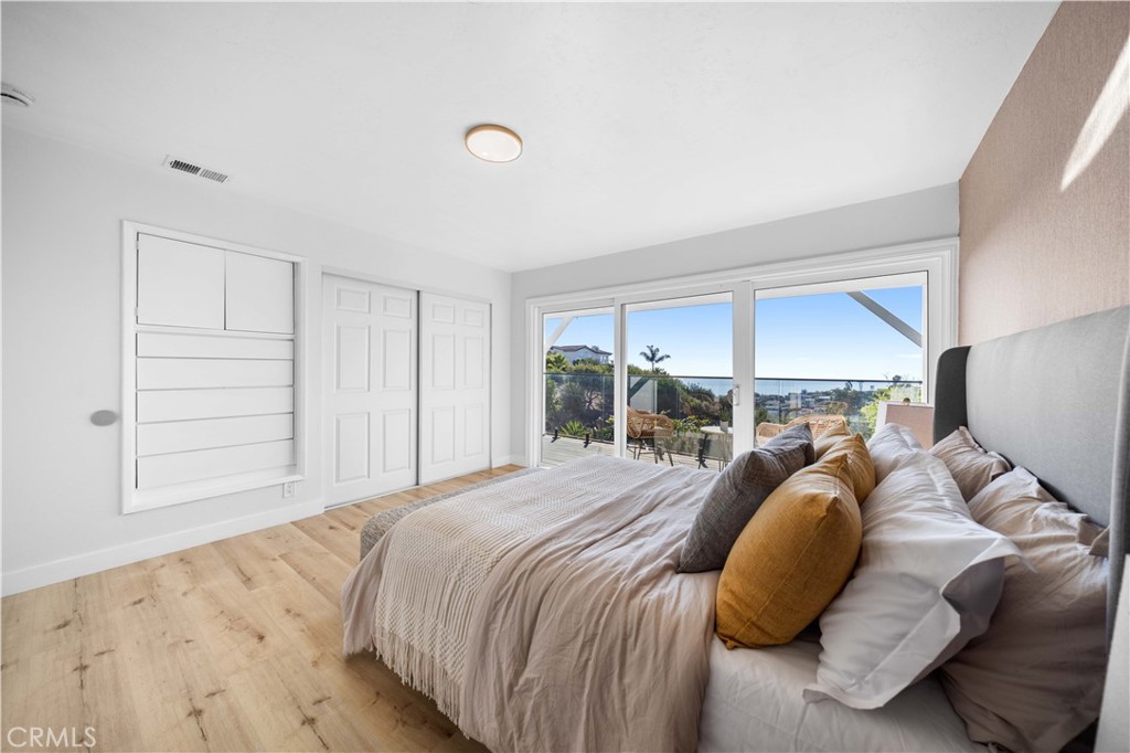 1041 Santa Ana Street