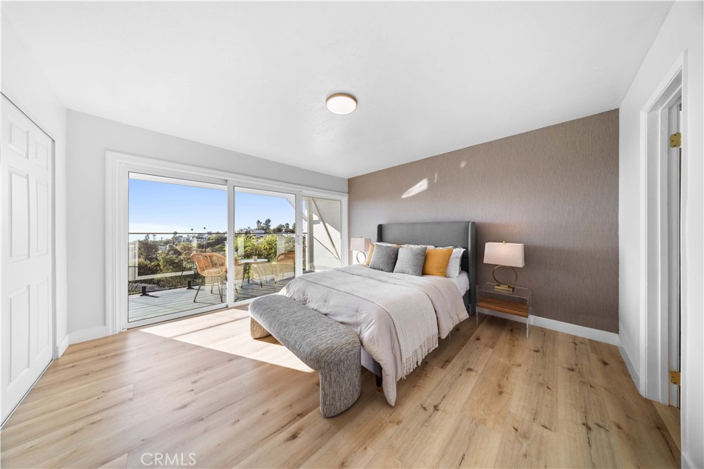 1041 Santa Ana Street