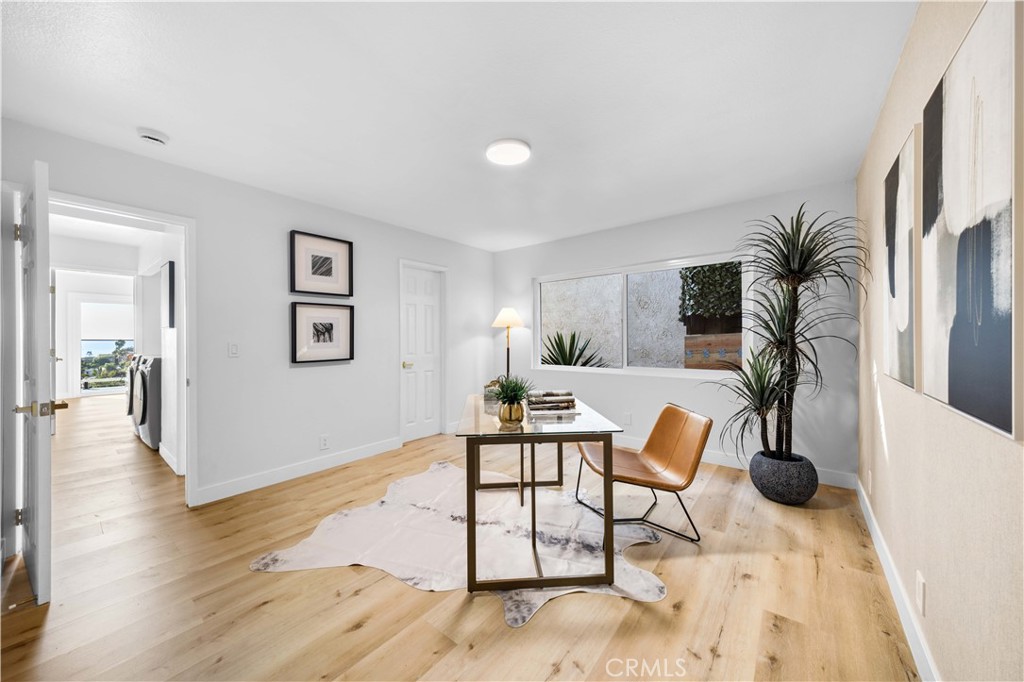 1041 Santa Ana Street