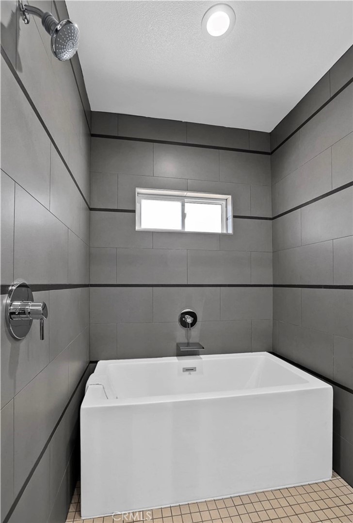 21050 E Cypress Street