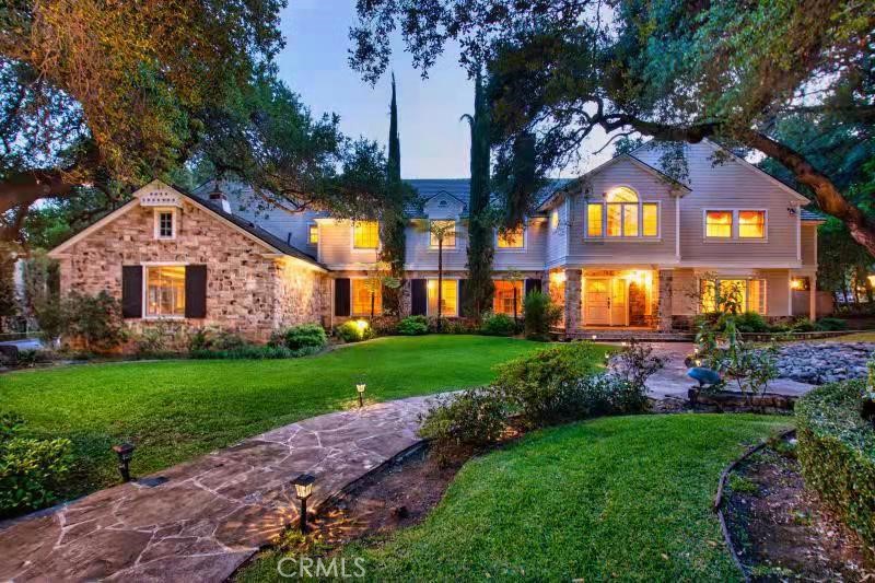 1141 Rodeo Road
