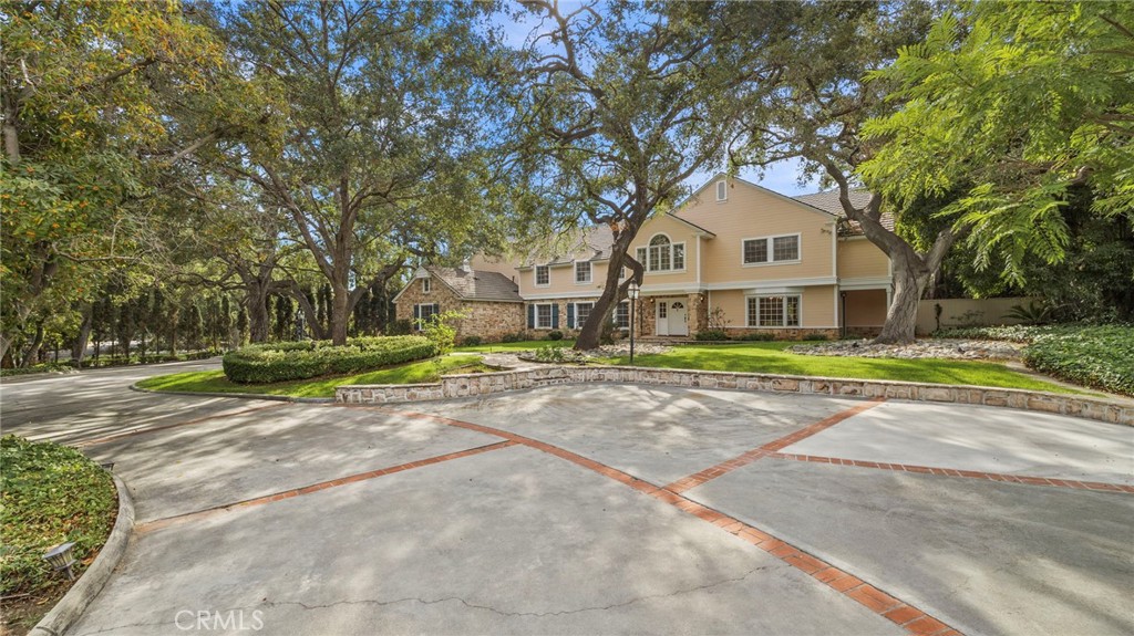 1141 Rodeo Road