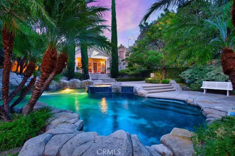 1141 Rodeo Road