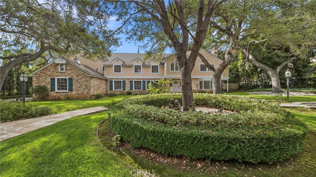 1141 Rodeo Road