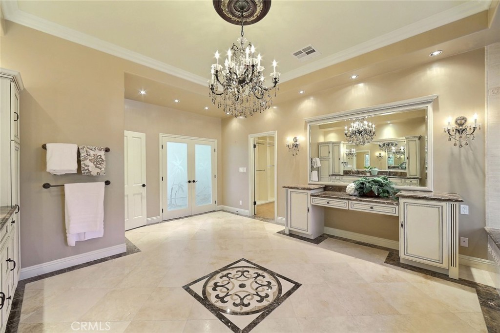 1141 Rodeo Road