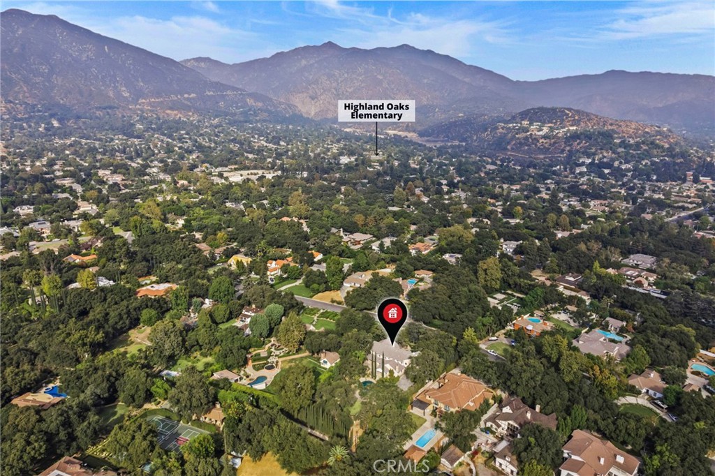 1141 Rodeo Road