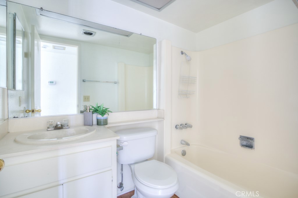 2950 Haddonfield Loop