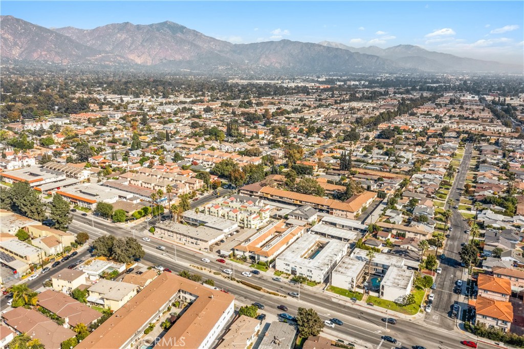 7024 Rosemead Boulevard