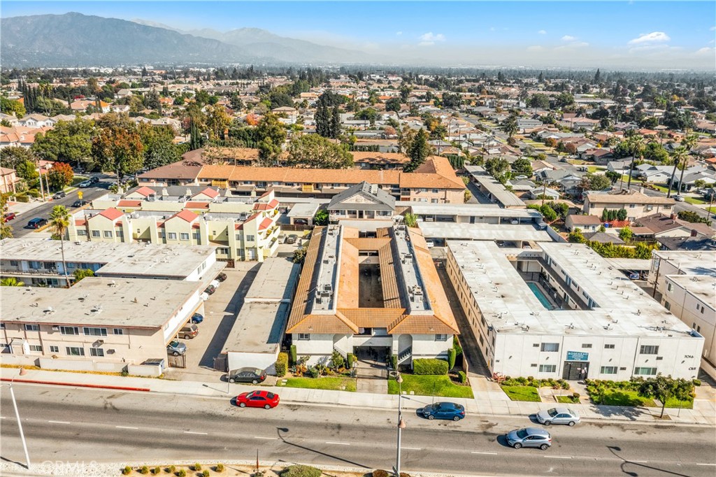 7024 Rosemead Boulevard