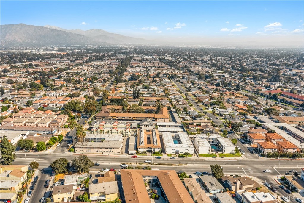 7024 Rosemead Boulevard