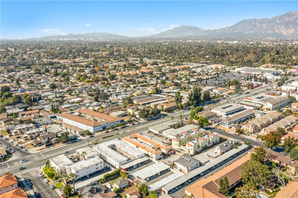 7024 Rosemead Boulevard