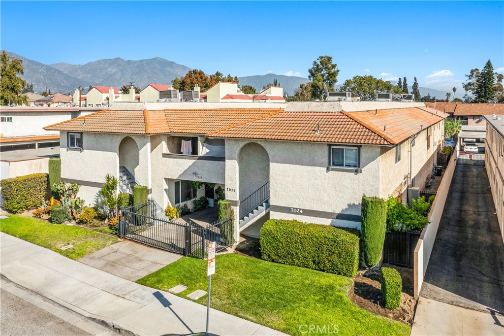 7024 Rosemead Boulevard