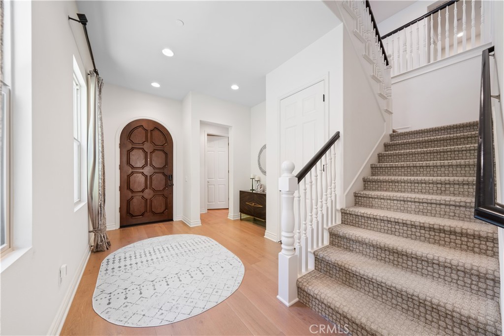 66 Hearst
