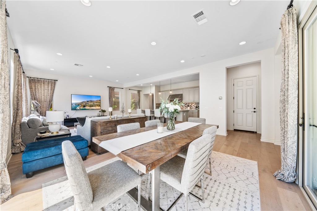 66 Hearst