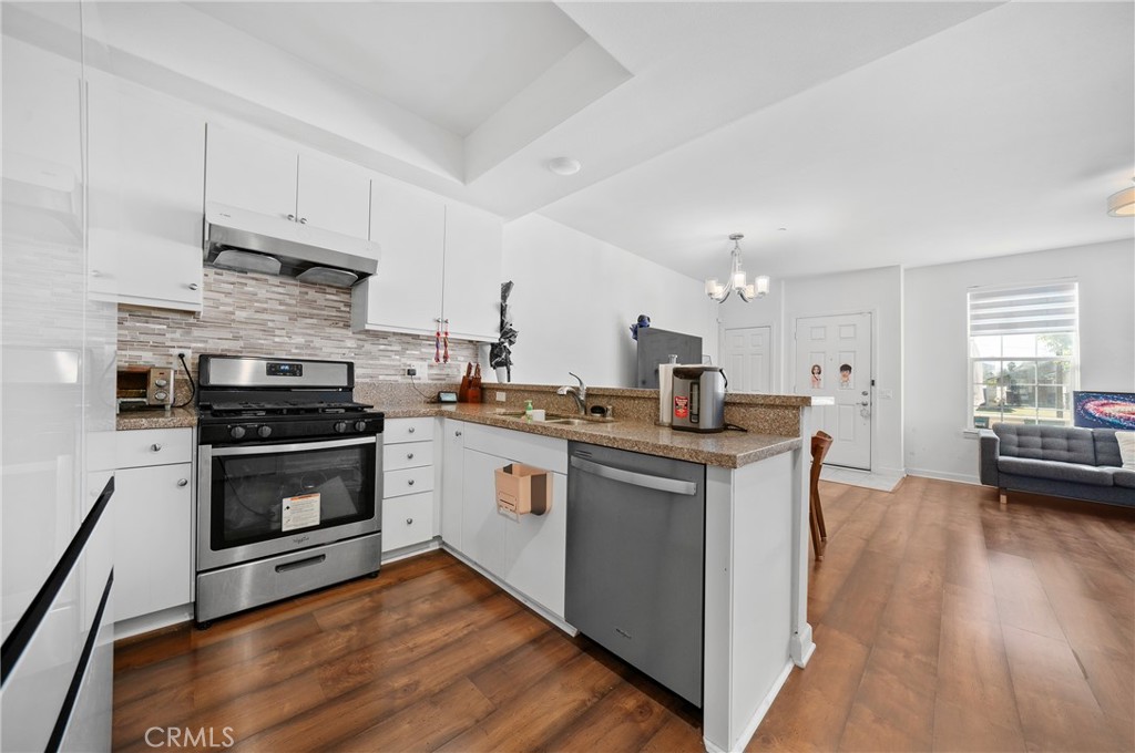 15447 Pomona Rincon Road 1157