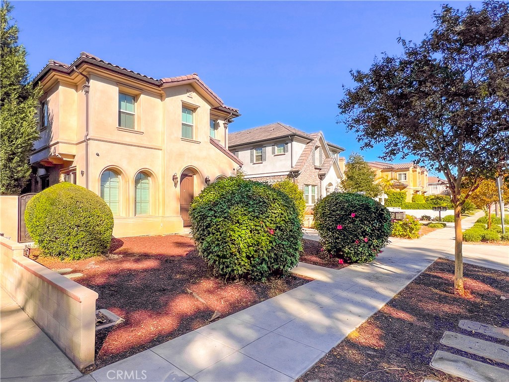 129 El Dorado Street A