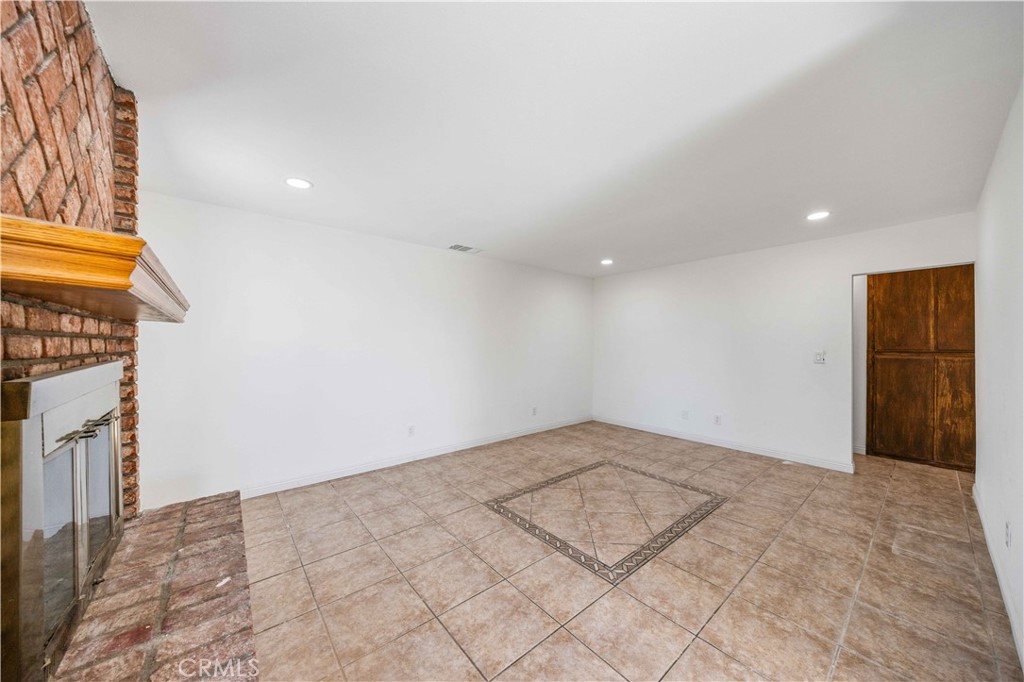 360 Hervey Avenue