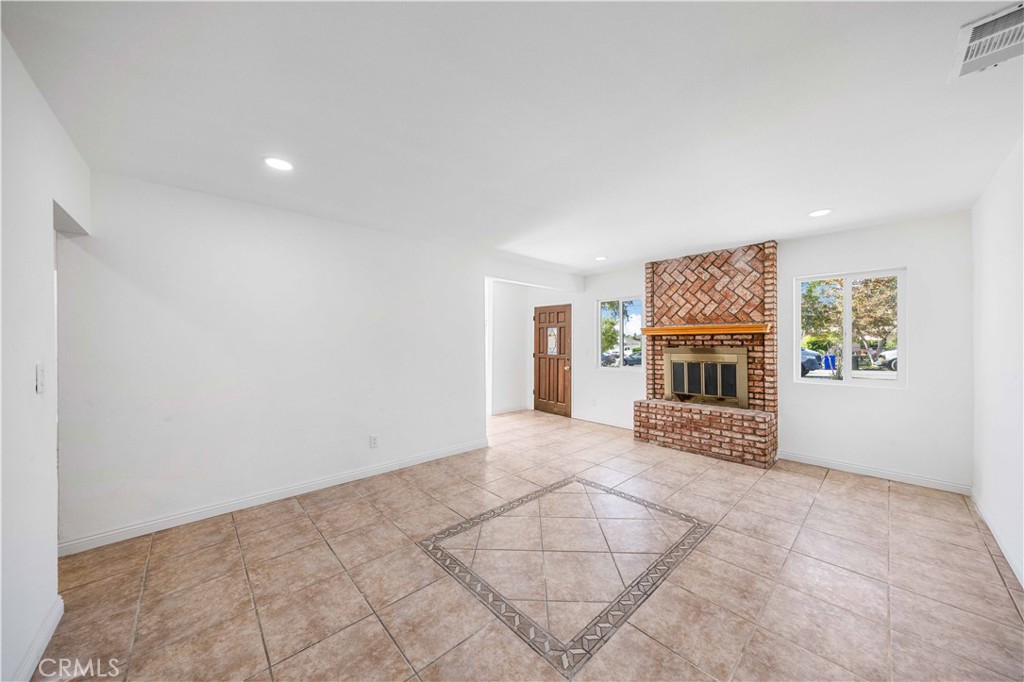 360 Hervey Avenue