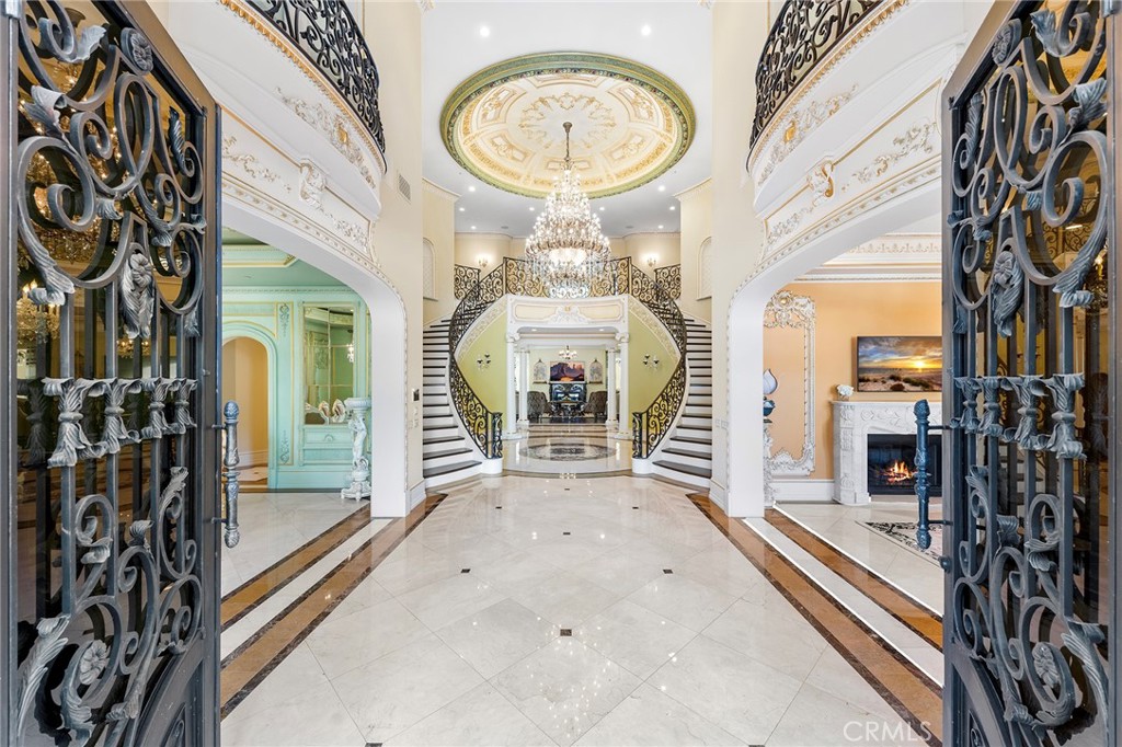 165 Circle Drive