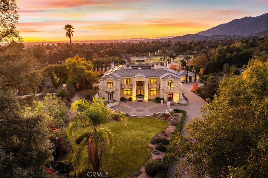 165 Circle Drive