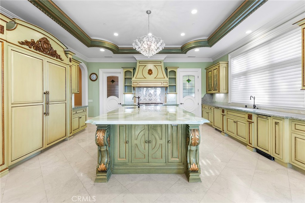 165 Circle Drive