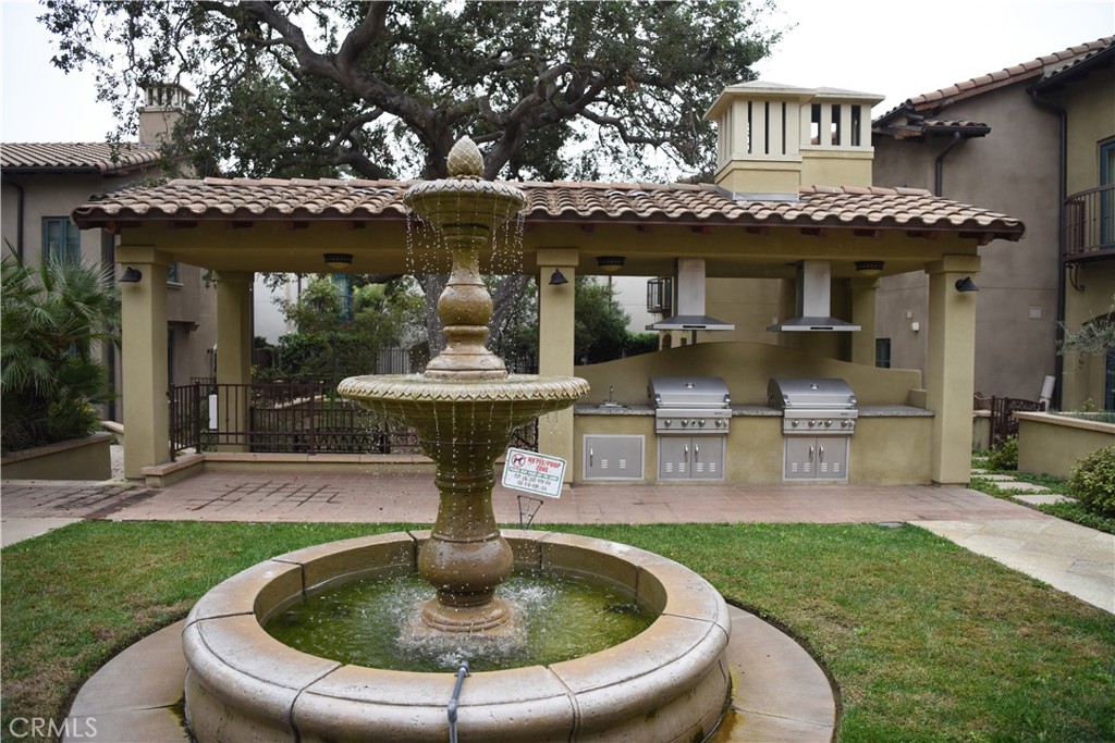 168 S Sierra Madre Boulevard 304