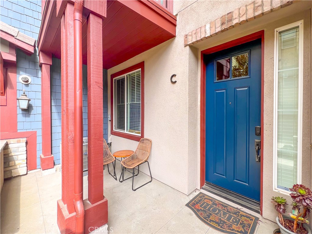 715 S Azusa Avenue C