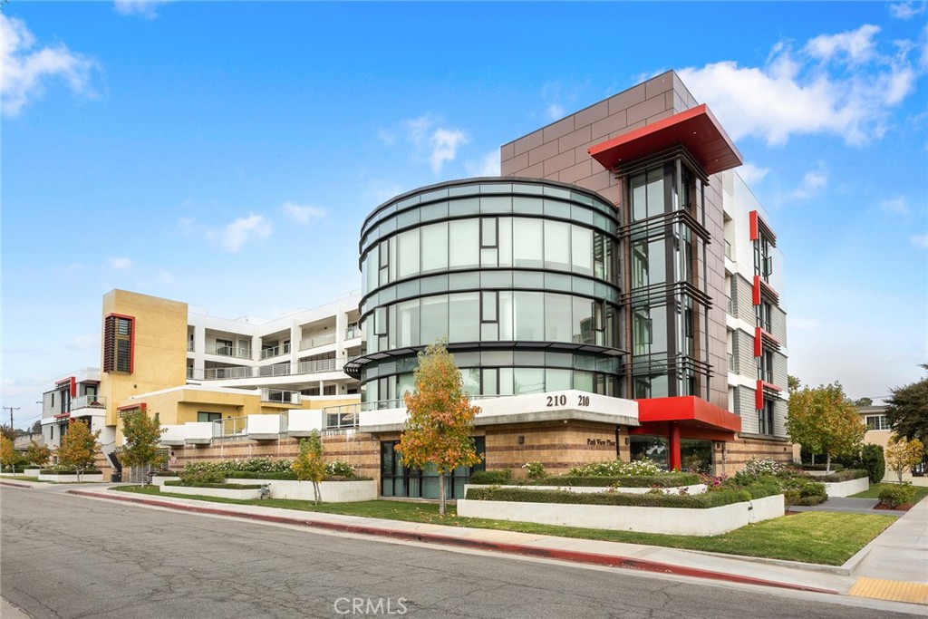 210 N Monterey Street 503