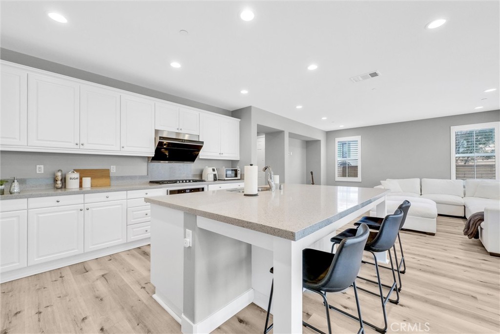 3294 E Orchard Street