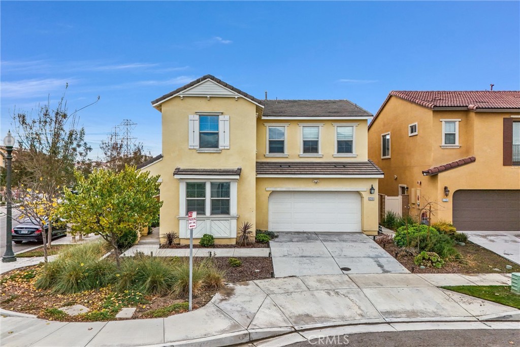 3294 E Orchard Street