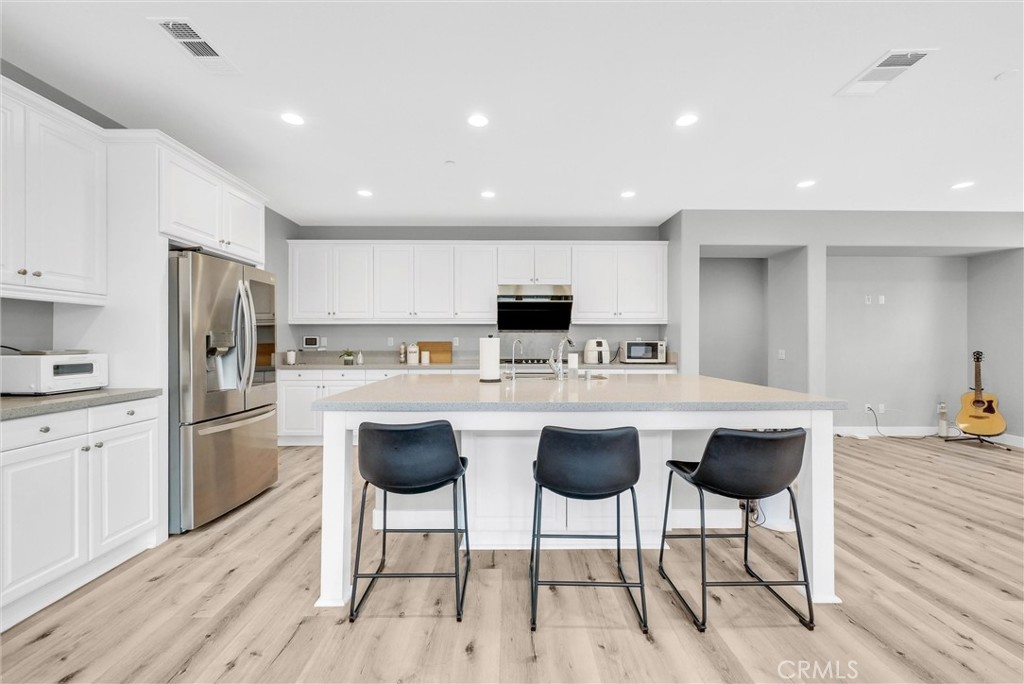 3294 E Orchard Street