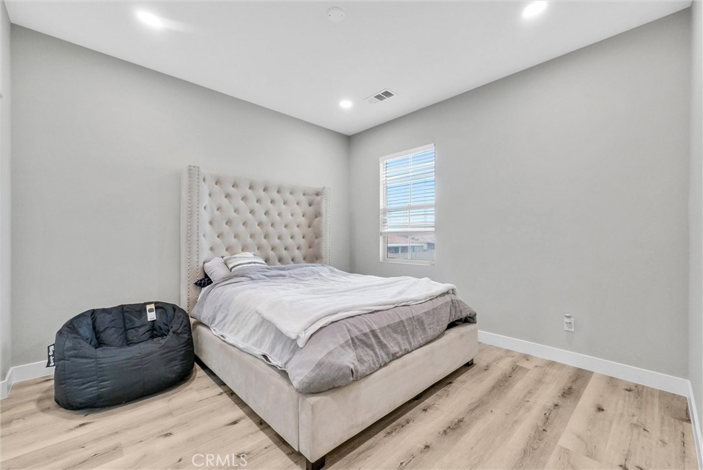 3294 E Orchard Street