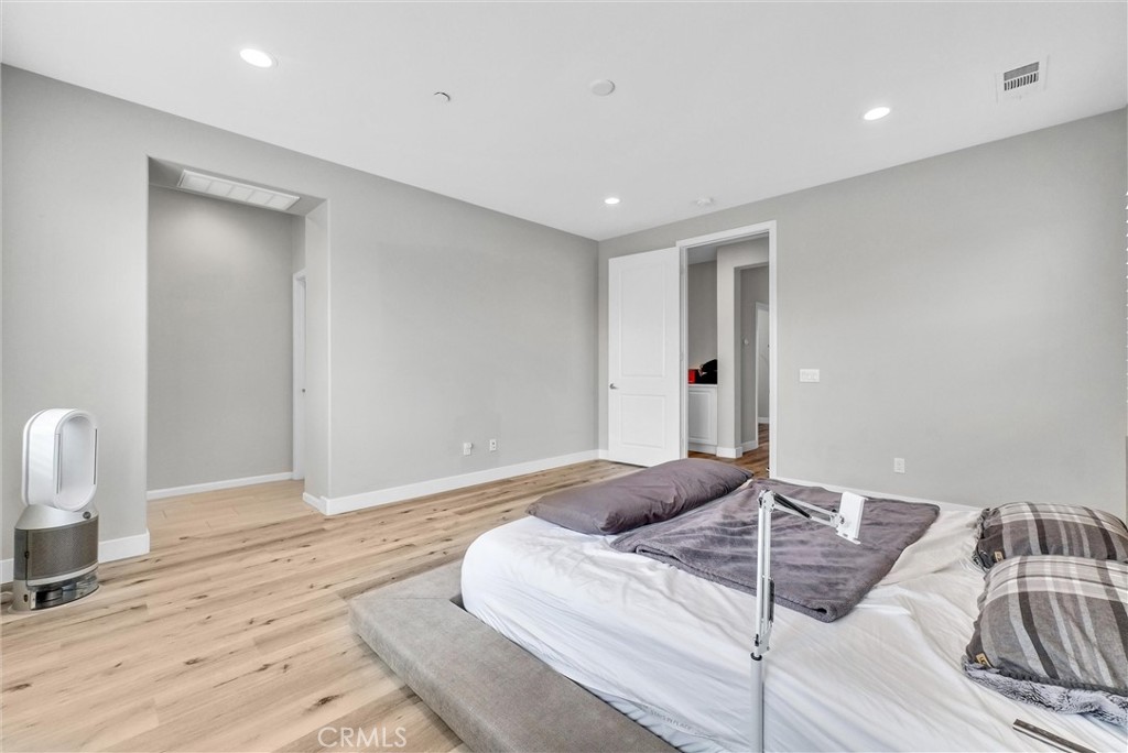 3294 E Orchard Street