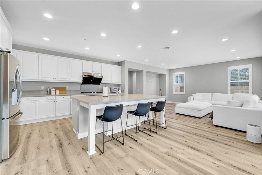 3294 E Orchard Street