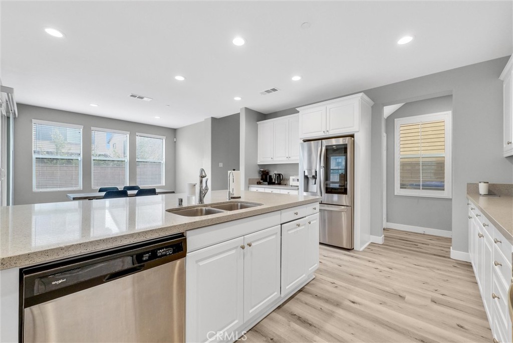 3294 E Orchard Street