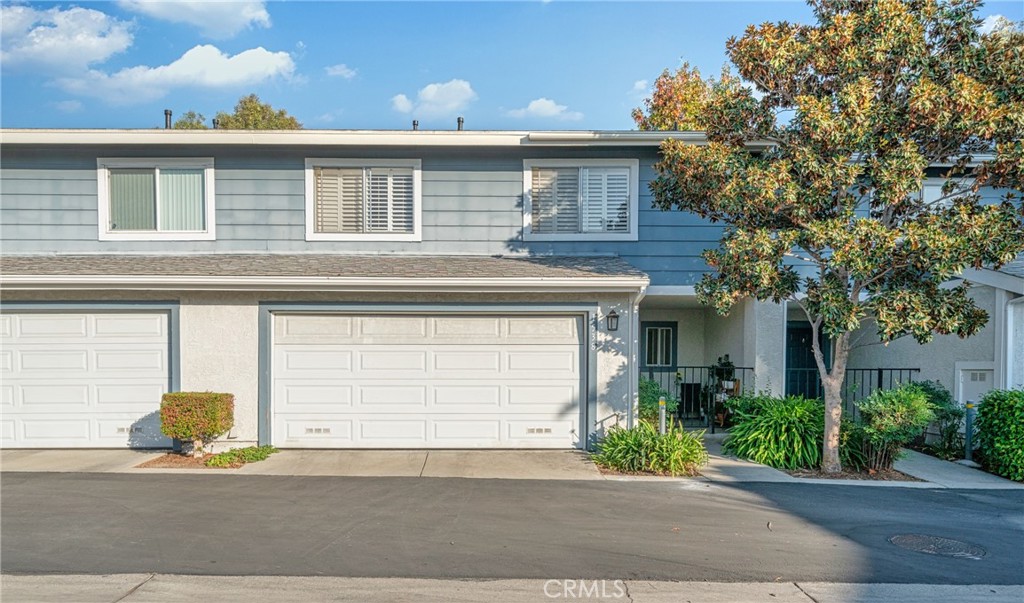 1538 Riverdale