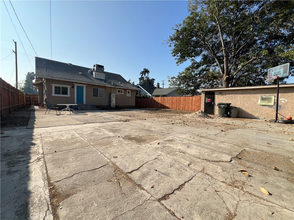 651 W Center Street