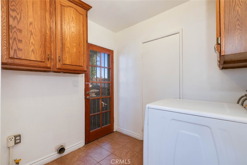 18849 Vincennes Street