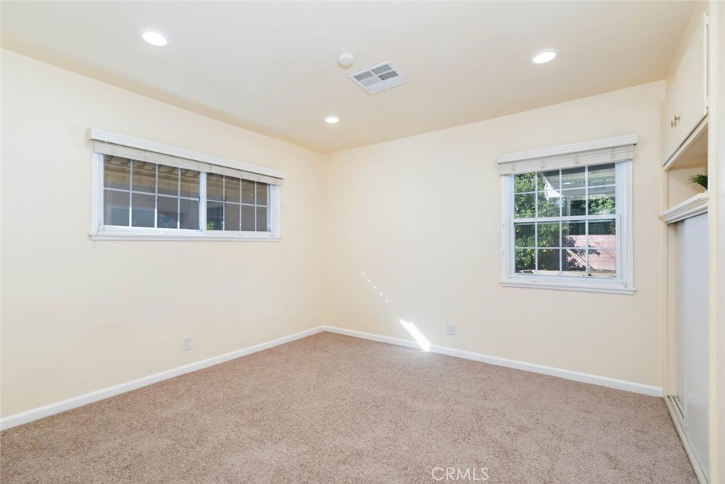 18849 Vincennes Street