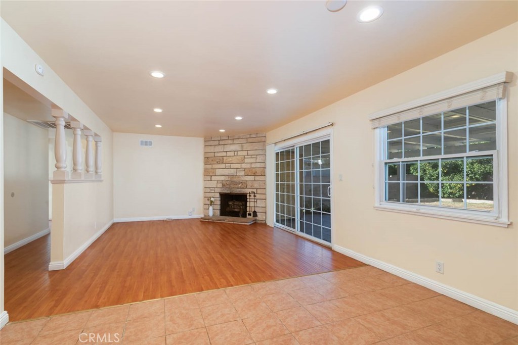 18849 Vincennes Street