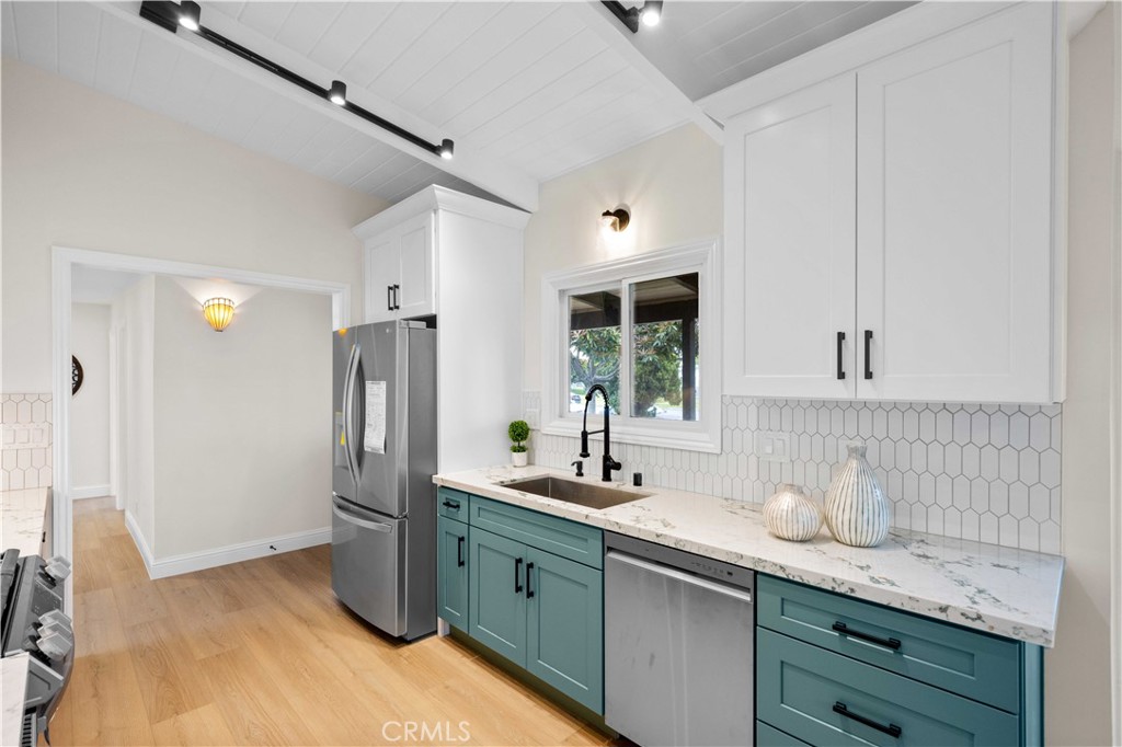 2141 E Center Street