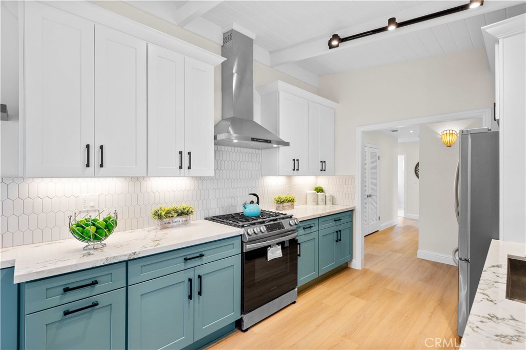 2141 E Center Street