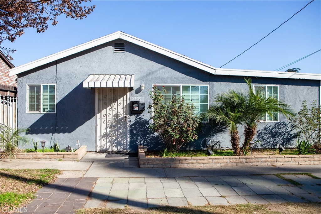 5220 Santa Anita Avenue